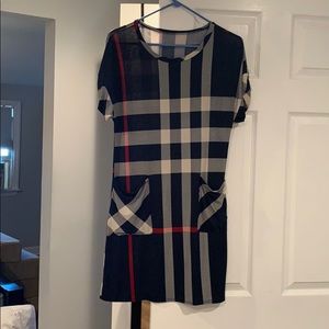 Size small t dress made from polyester